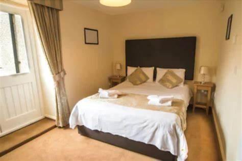 Cambrian Inn Tredegar Ngoại thất bức ảnh